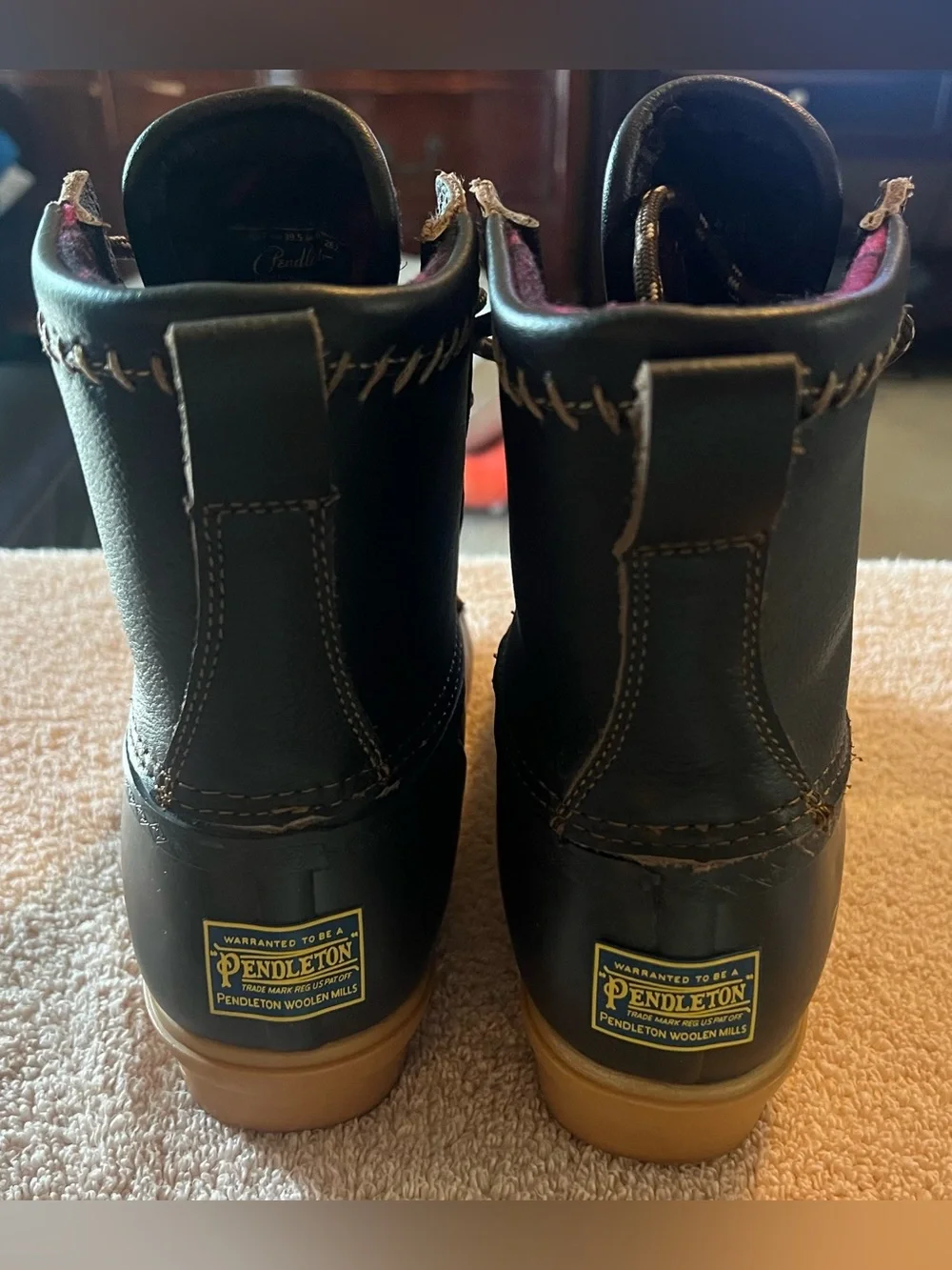 Pendleton Leather upper Short Brown Duck Boots Women Size 7